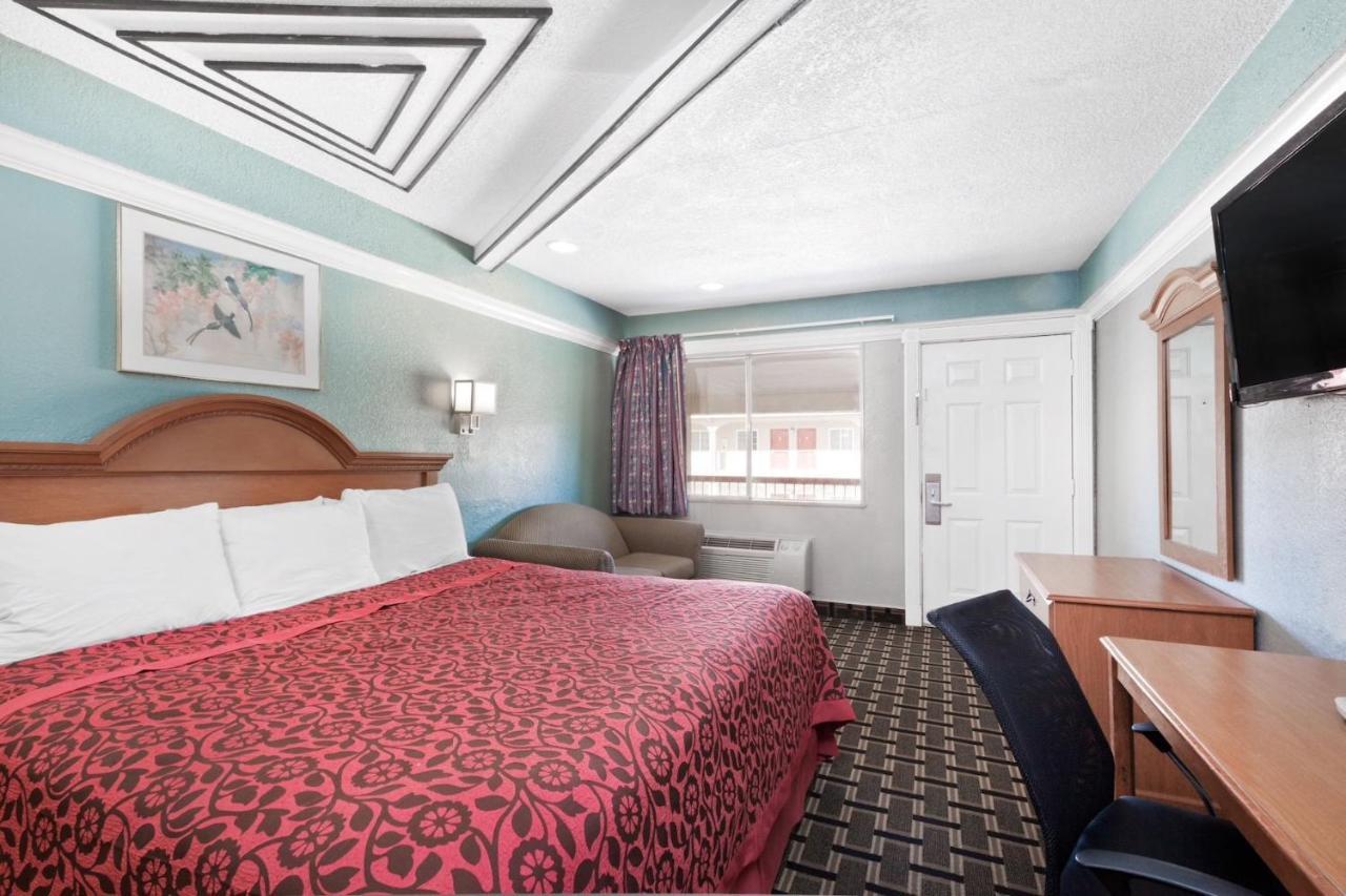 Lone Star Inn Kenedy Zewnętrze zdjęcie